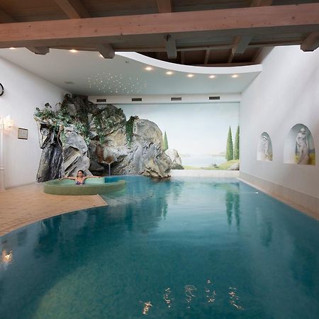 Dolomites Wellness Hotel Savoy La Villa (Trentino Alto Adige) Exterior foto