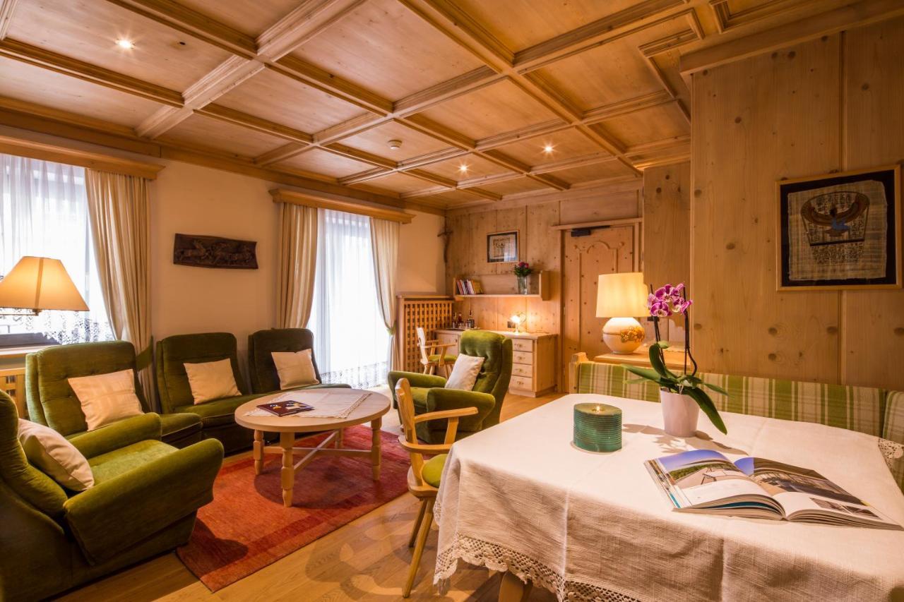 Dolomites Wellness Hotel Savoy La Villa (Trentino Alto Adige) Exterior foto