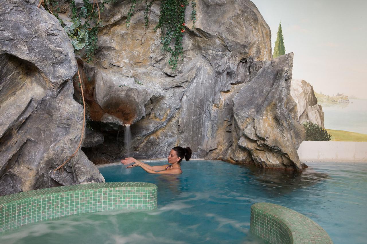 Dolomites Wellness Hotel Savoy La Villa (Trentino Alto Adige) Exterior foto